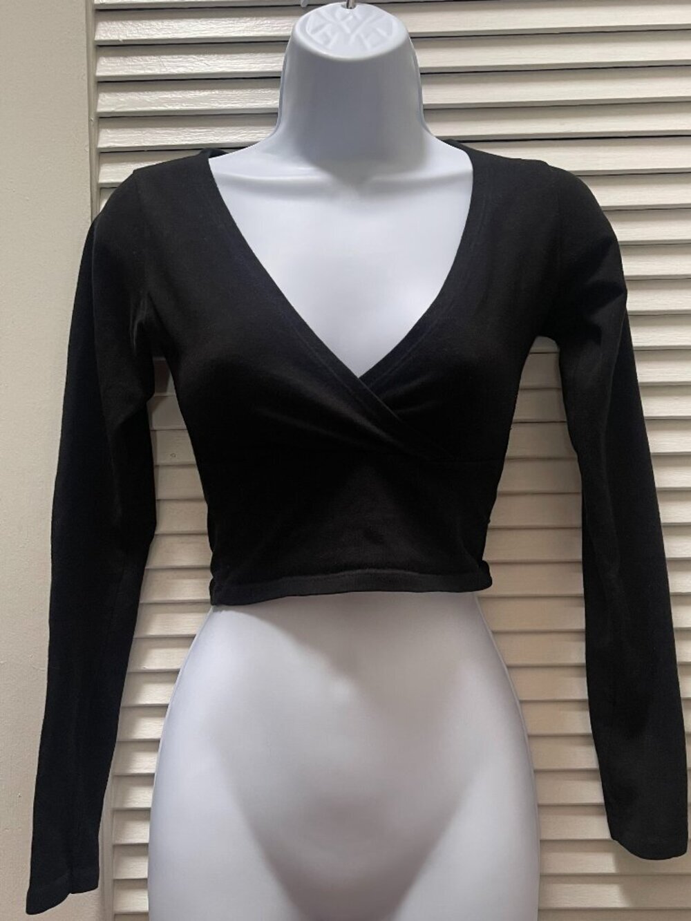 Brandy Melville Black Wrap Front Long Sleeve Crop Top OS